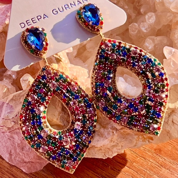 🌺🎉HP🎉🌺 NWT Deepa Gurnani Luxe Beaded Crystal Chandeliers - Picture 14 of 17